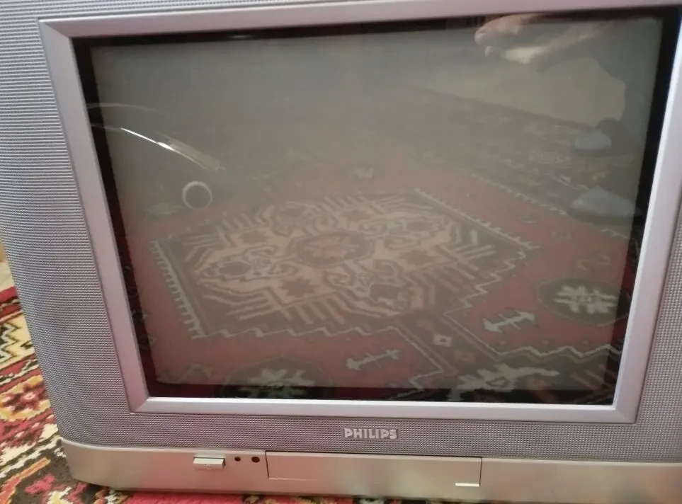 Продам Телевізор Phillips 15'' 2