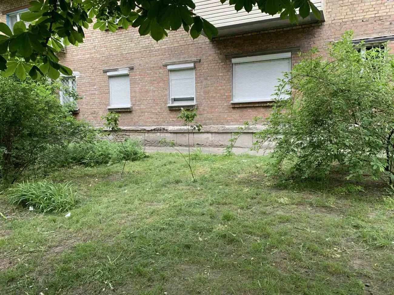 Продаж 2-х кімнатної квартири 10