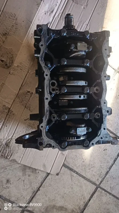 Блок двигуна Chevrolet Captiva 2.2CDTi z22d1 25182414 10