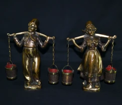 Молочник и доярка, бронзовые статуэтки.