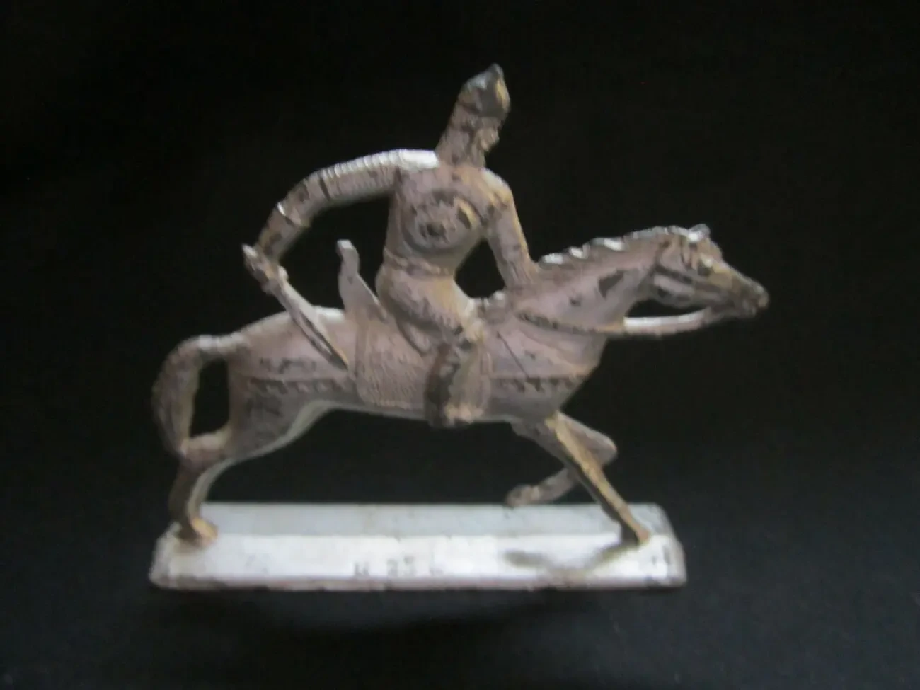 Оловянный рыцарь на коне. СССР
