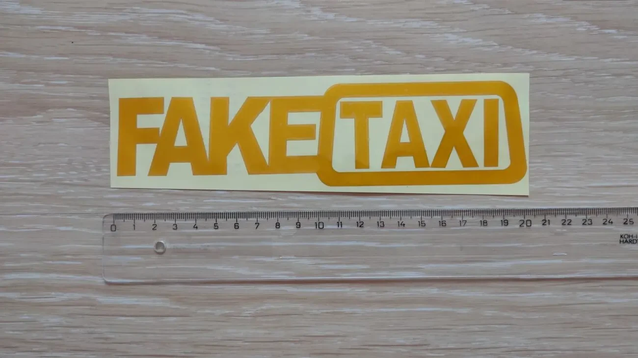 Наклейка на авто Faketaxi желтая светоотражающая