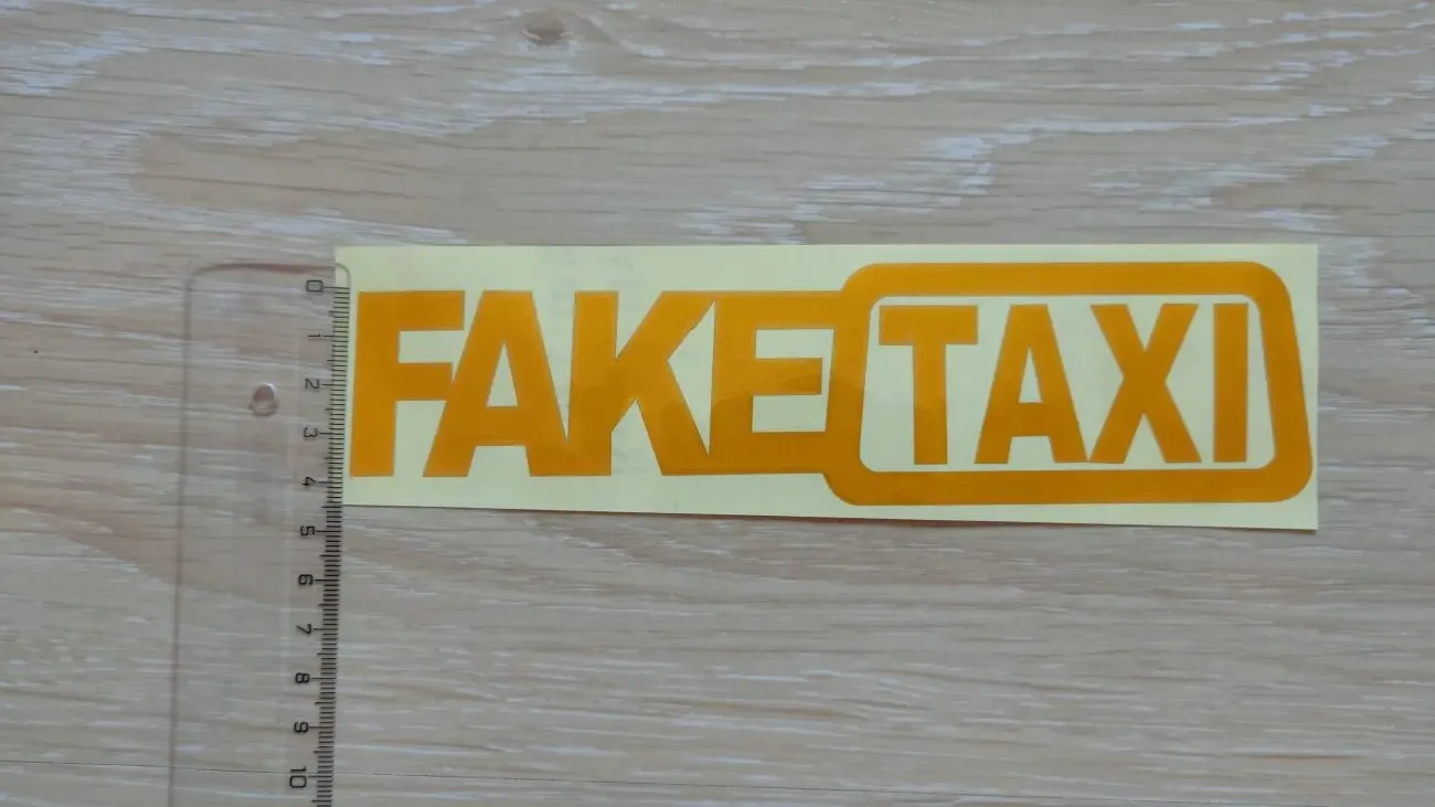 Наклейка на авто Faketaxi желтая светоотражающая 6