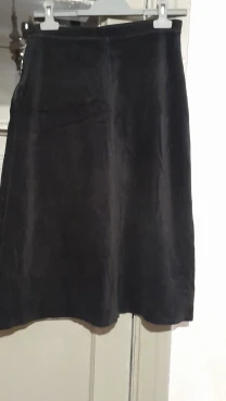 Велюровая чёрная юбка на подкладке. Р.46