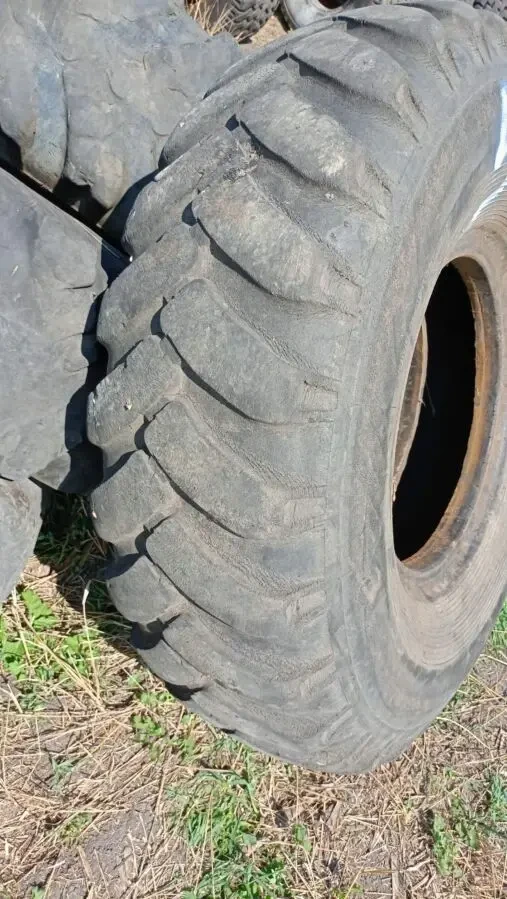 Куплю доски брус за шины КФ-97 16,5-70-18 1065-420-457 14.00-20 3