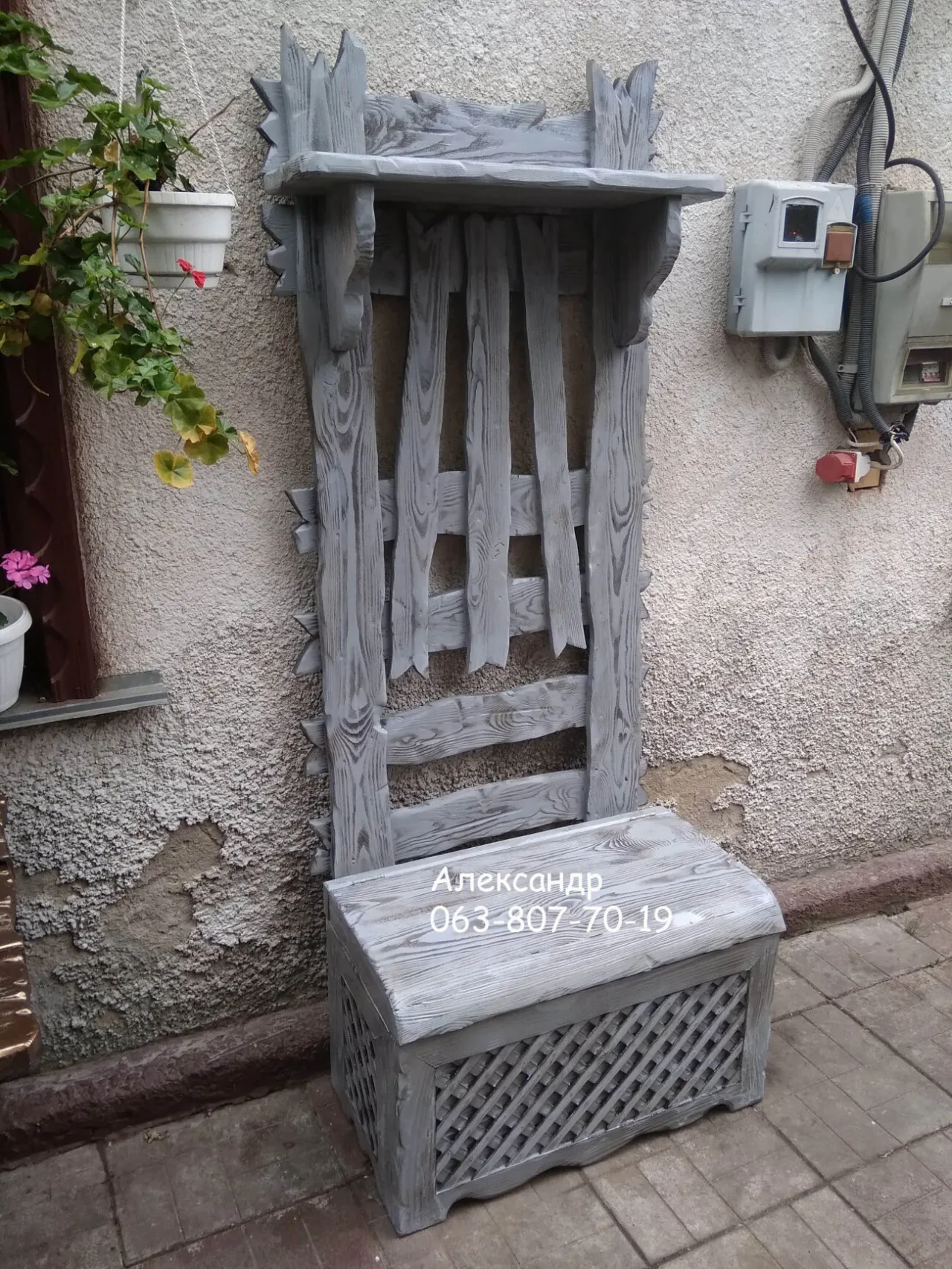 Прихожая из дерева сундук мебель под старину ( вешалка ) 4