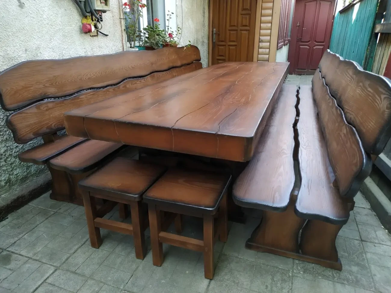 Комплект мебели из массива 3000мм ( стол, лавки ) 3