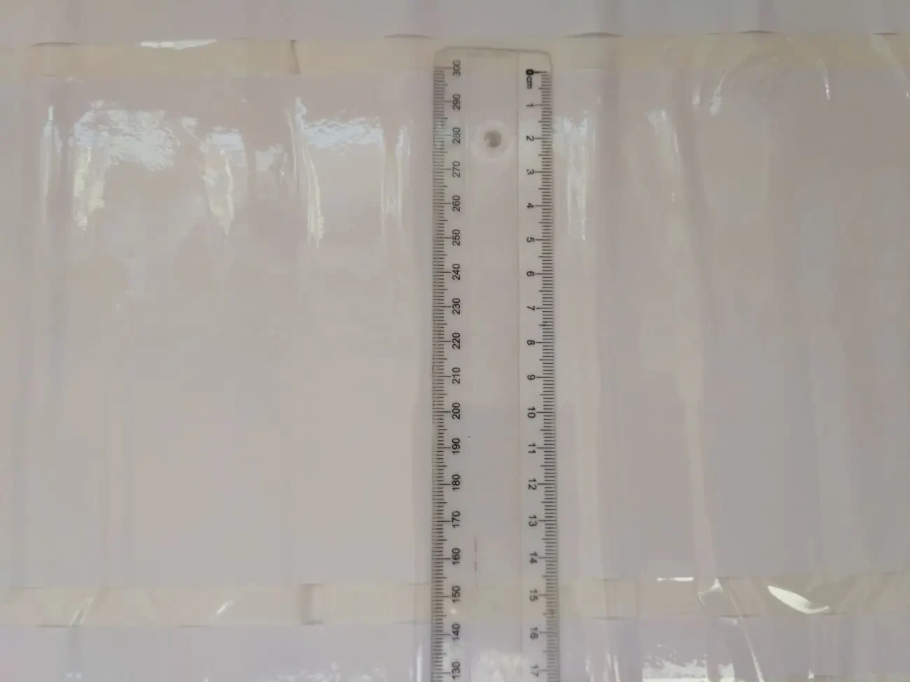 Наклейка на авто на капот Три полосы Белая 7