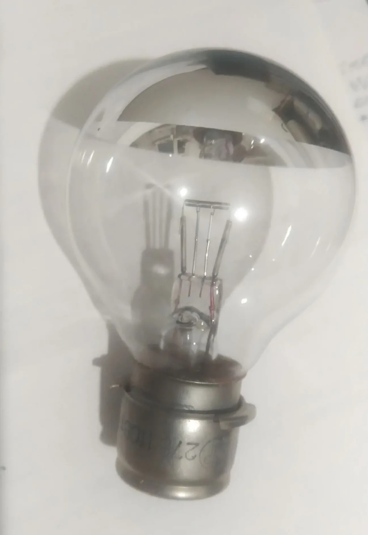 Лампочка різного виду, вольтажу та призначення 8