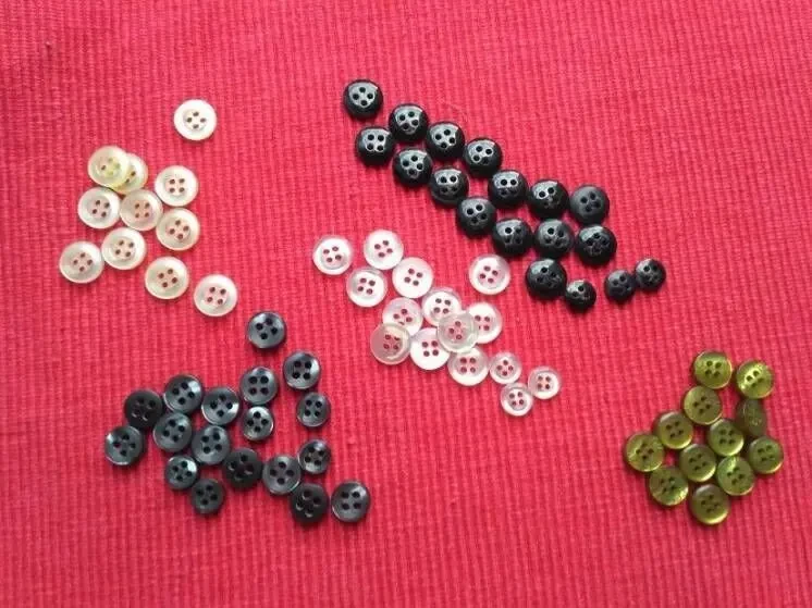 Пуговицы для рукоделия разные наборы