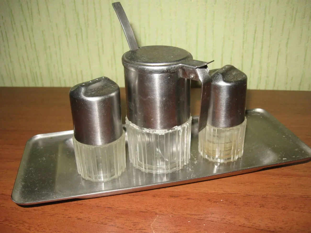 Старовинний набір для спецій