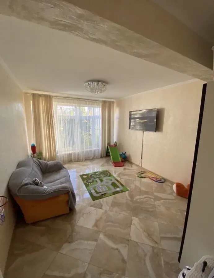 Действующий бизнес в фонтанке 8