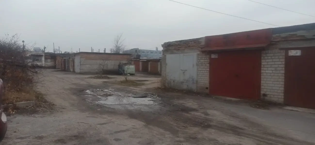 Продам капитальный охраняемый гараж с погрибои и смотровая яма 2