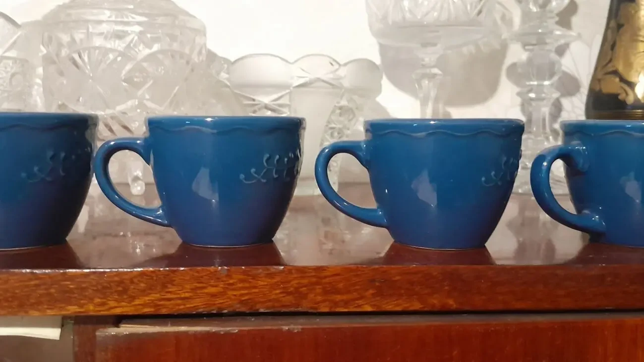 Красивая керамическая чашка с узором.90 мл.Новая 10