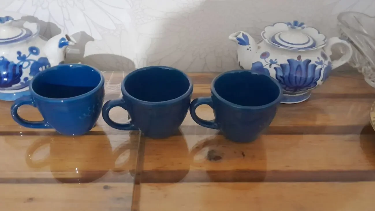 Красивая керамическая чашка с узором.90 мл.Новая