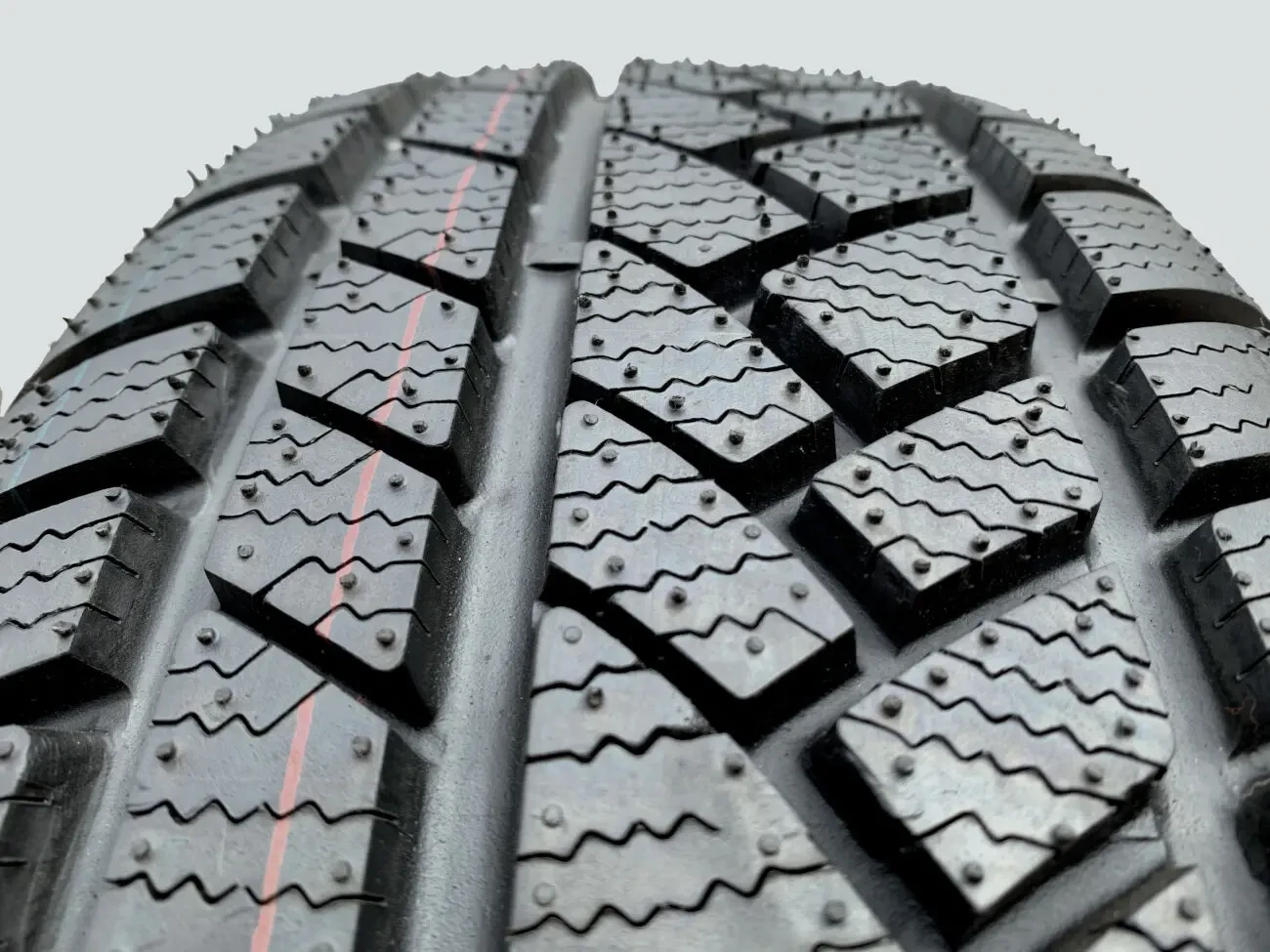 Шини зимові 195/65 R15 91H резина зимова CONTI 790 MYKI Poland 2