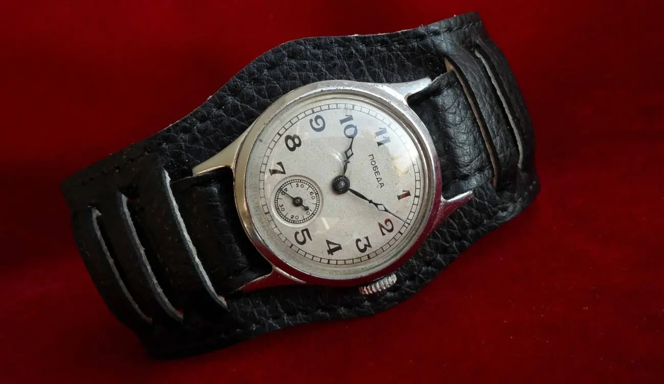 ПЕРВАЯ, после ВОЕННАЯ ПОБЕДА, СССР 40-х. часы мужские, механика. 5