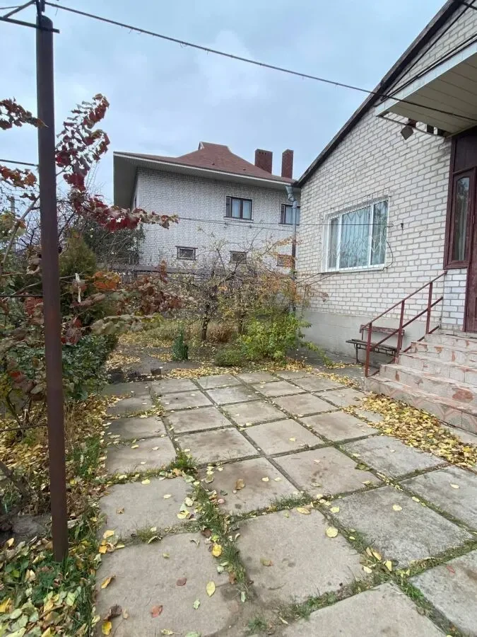 Продаж будинку в м.Павлоград 4