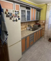 Продаж будинку