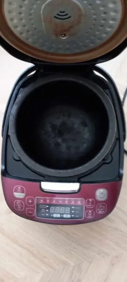 Продам Мультиварку ТЕФАЛЬ Multicooker Б/у 3