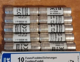 Запобіжники циліндричні FR10GG50V10 10А 500V 120 kA плавка вставка