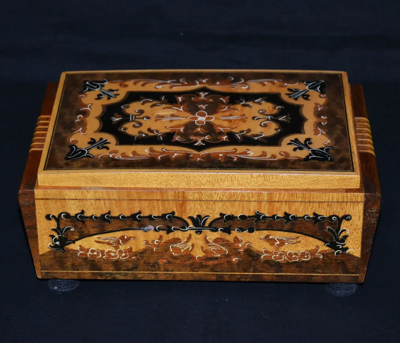 Музыкальная шкатулка-портсигар. 4