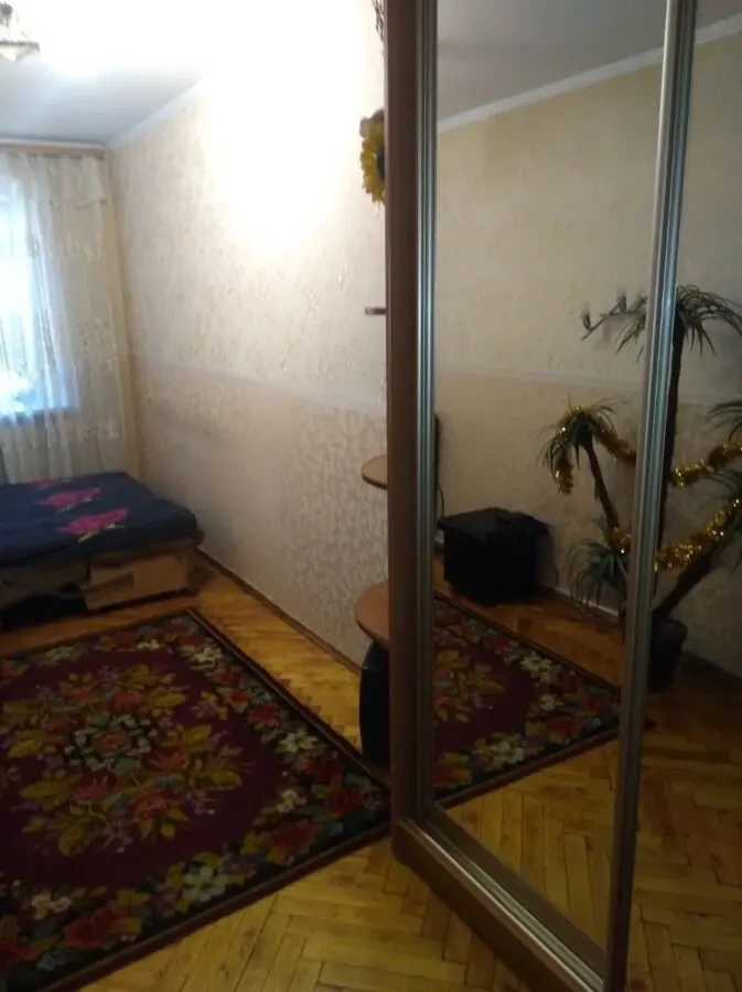 Сдам для 1-й девушки/женщины комнату с хозяйкой улица Мясоедовская 2