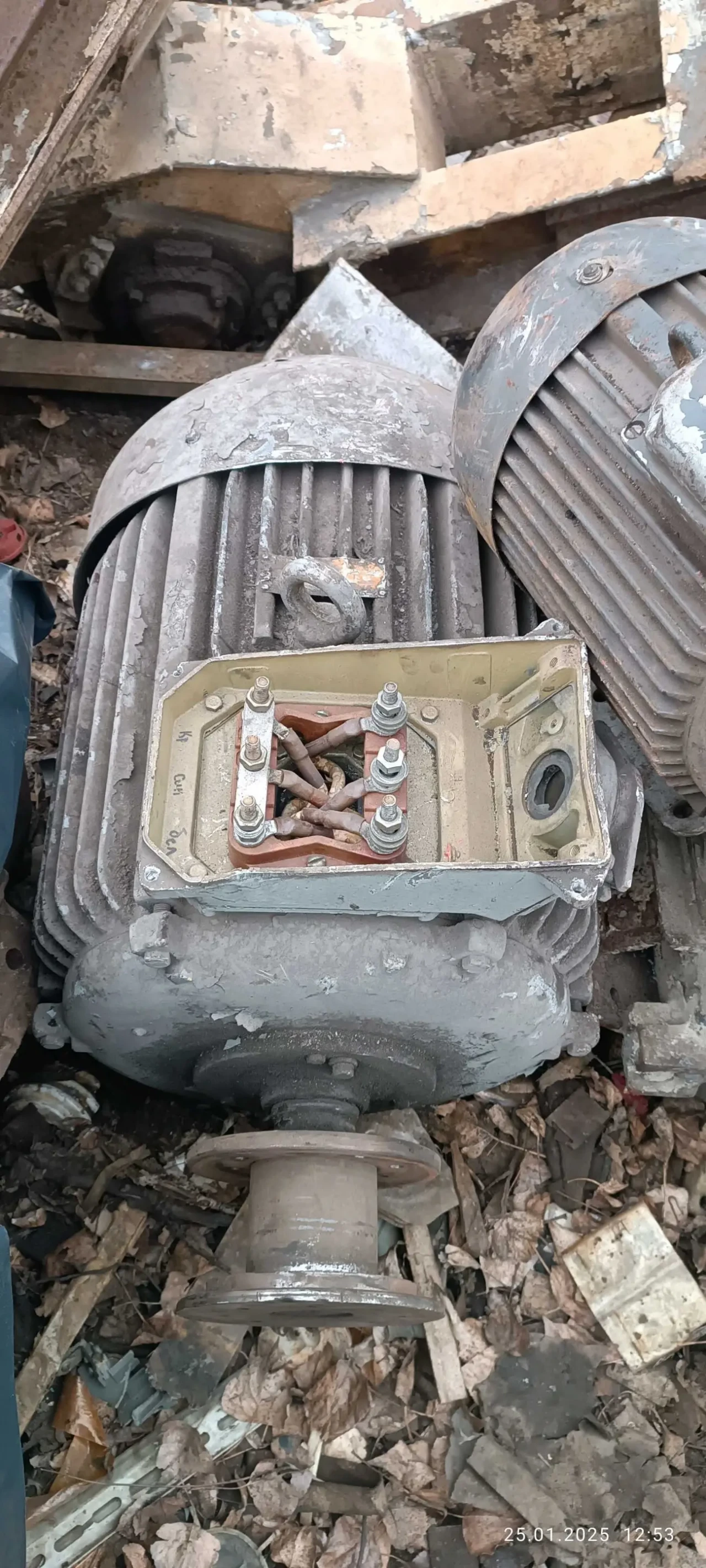 Продам электродвигатель 55квт 1500обр.