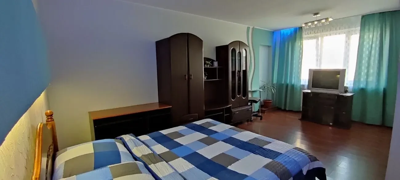 Cвоя двухкомнатная квартира посуточно метро Левада Аэрокосмический 2