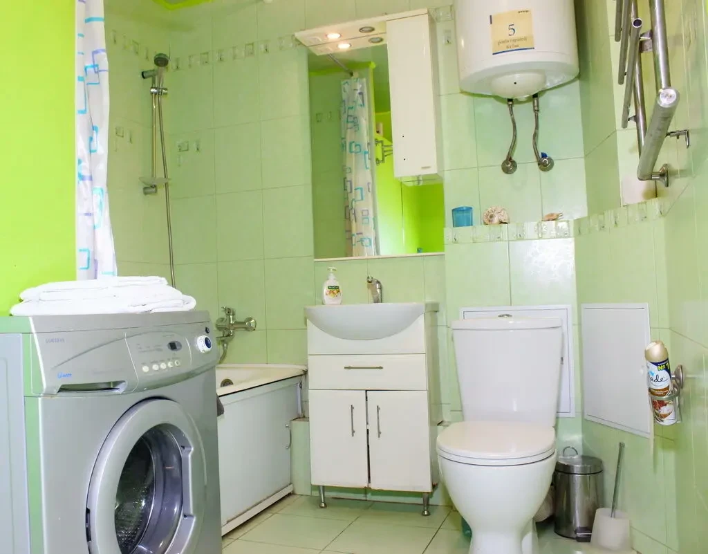 Cвоя двухкомнатная квартира посуточно метро Левада Аэрокосмический 9