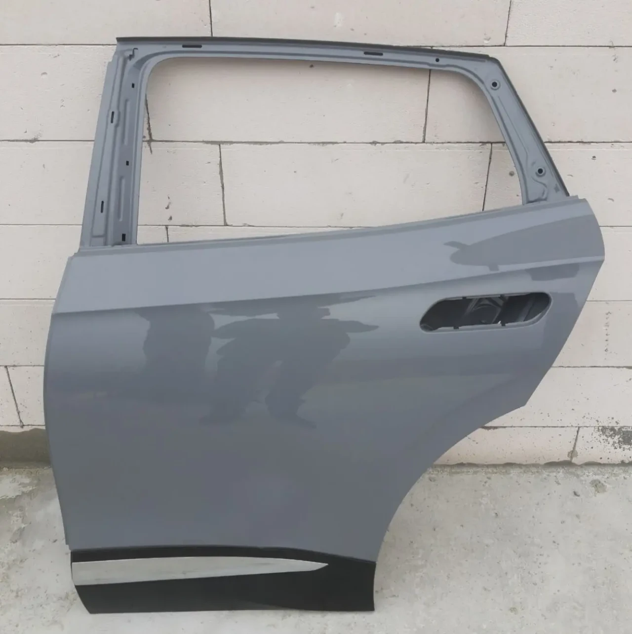 Volkswagen ID.4 X Двері задні 11A833055 Накладка дверей 11G85494