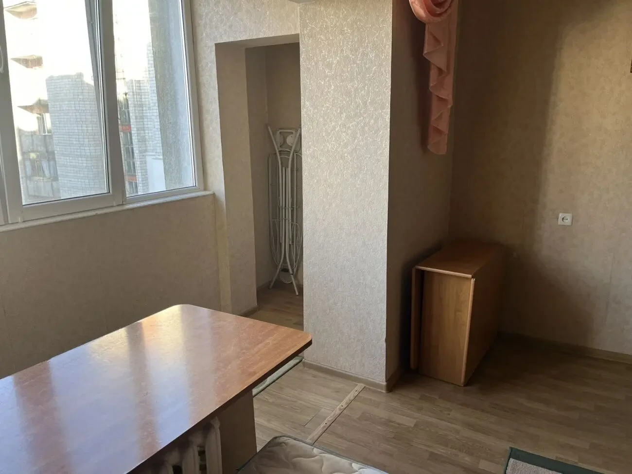 Оренда ізольованої кімнати по вул. Лінкольна 5