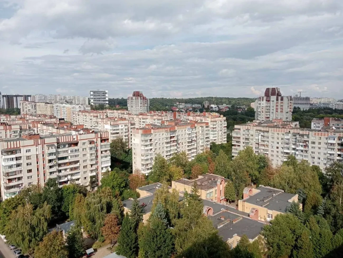 ОРЕНДА 3 кімн. квартири в новобудові вул.Панча(просп.Чорновола) 4