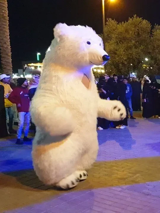 Білий Ведмідь на привітання 3