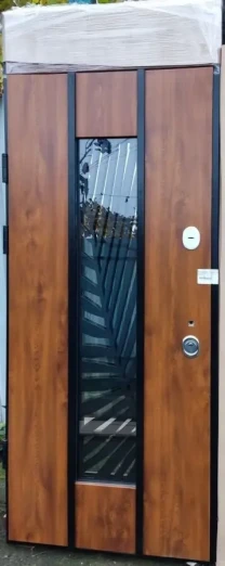 Двері вхідні металеві
