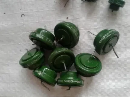 Куплю конденсаторы К52