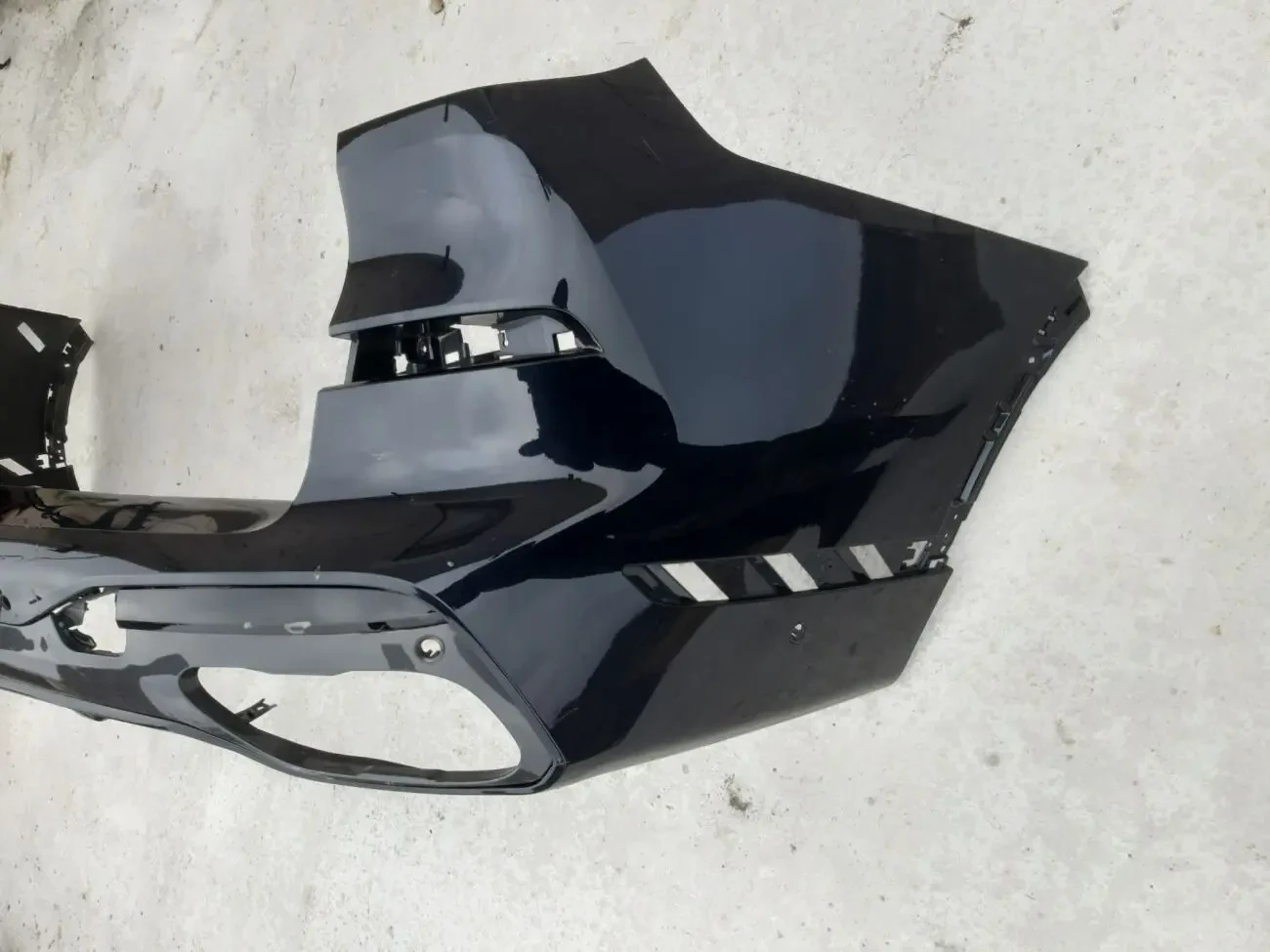 BMW X7 G07 M LCI Бампер задній 51125A435A3 Нижня накладка  51128745432 2