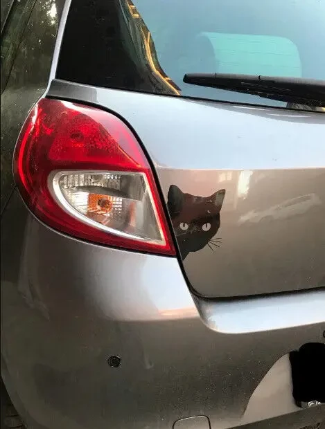 Наклейка Кот на авто Чёрная 8
