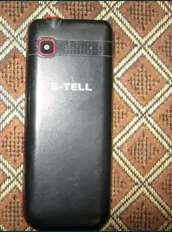 Продам неробочі телефони 4