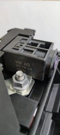 Клема піротехнічна запобіжників 971 915 459 A ориг. VW AG 971915459 a