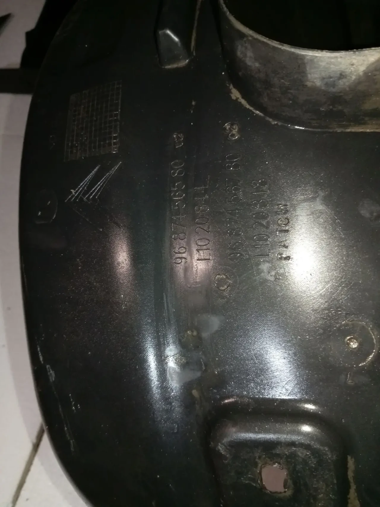 CITROEN C4 II B7 колесная арка правая передняя оригинал 2