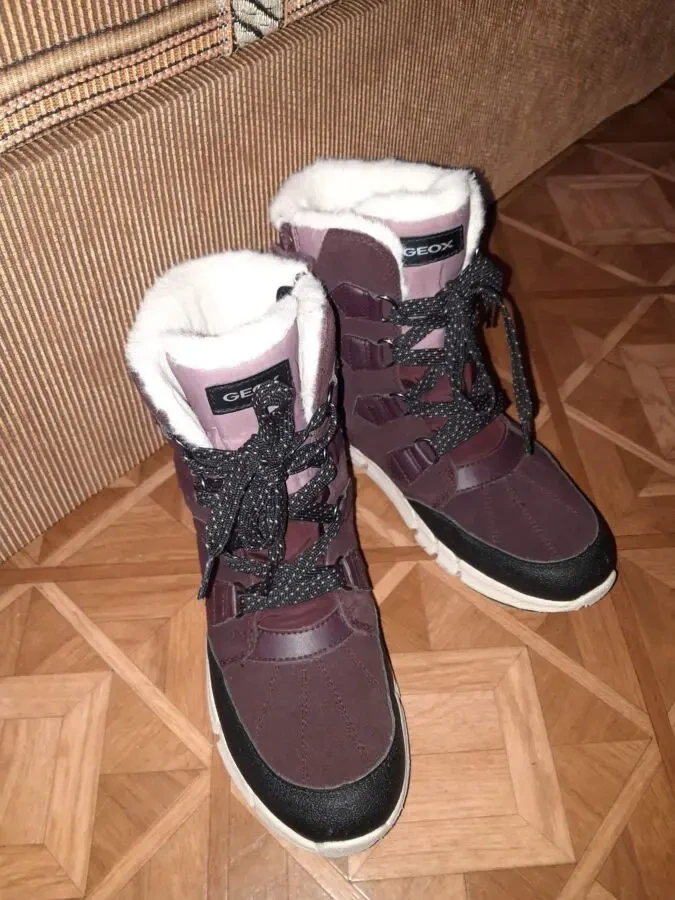 Продам ОБУВЬ Б/У ЖЕНСКАЯ-ПОДРОСТКОВАЯ ECCO,GEOX 2