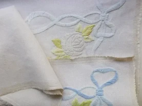 Ткань натуральный лен с вышивкой ирисом, старина раритет, наволочка