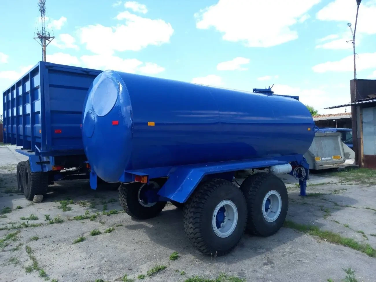 Гноєрозкидач ПРТ-10  прицеп навозоразбрасыватель МЖТ бочка 6