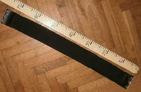 Ремень эффектный безразмерный с крючками-замками 4