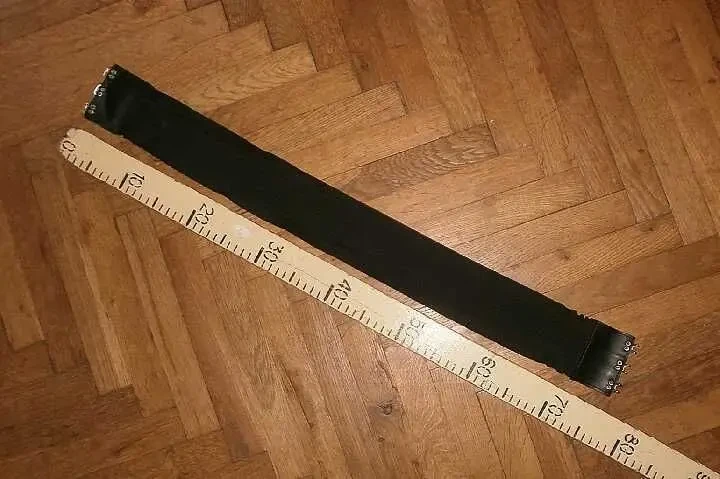 Ремень эффектный безразмерный с крючками-замками 7