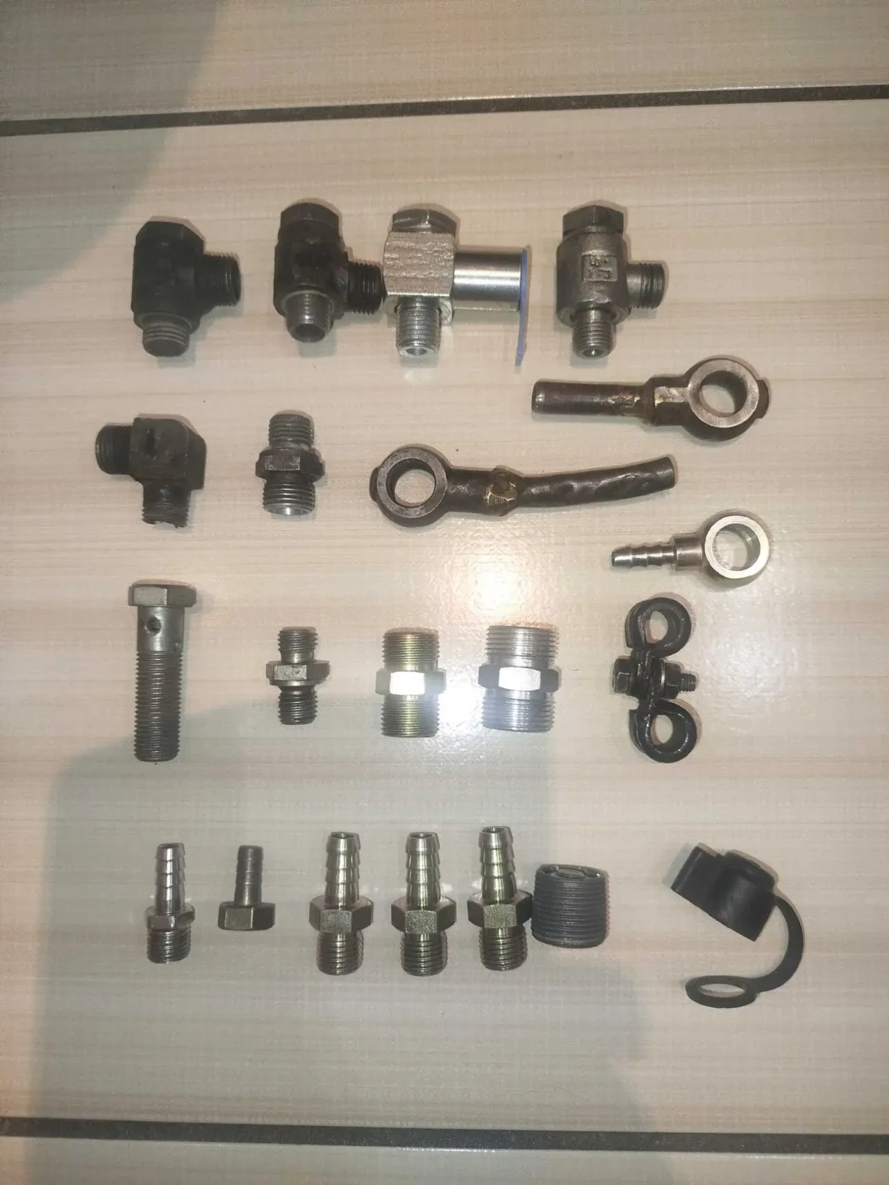 Штуцера автомобильные