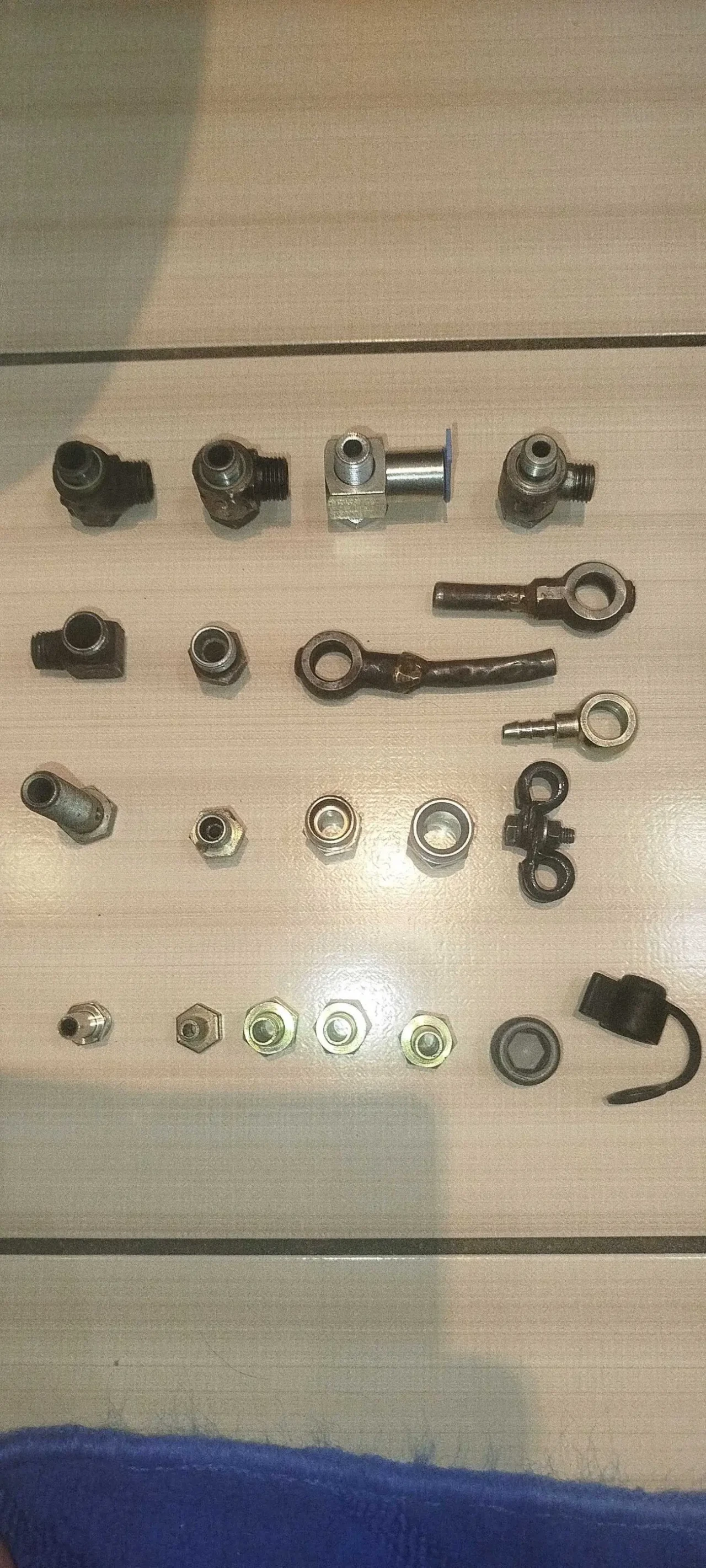 Штуцера автомобильные 2