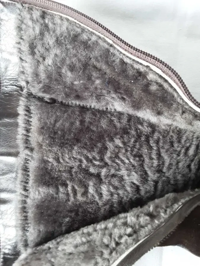 Чоботи жіночі на танкетці, розмір 39 6