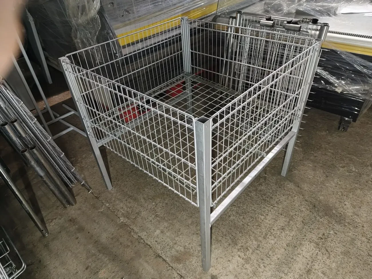 Акційний виставковий кошик, презентаційний кошик сітка 5